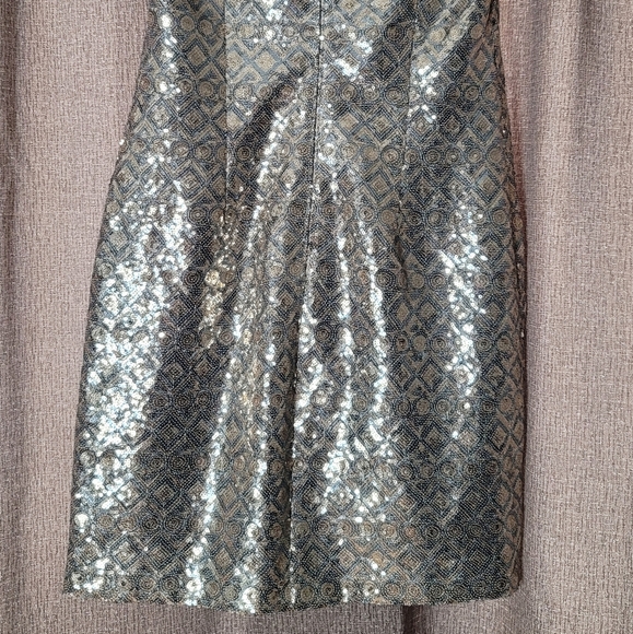 Banana Republic Sequin shift dress - Picture 16 of 17